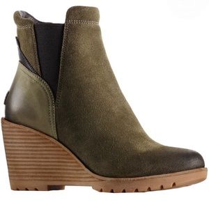 SOREL after hours chelsea boot